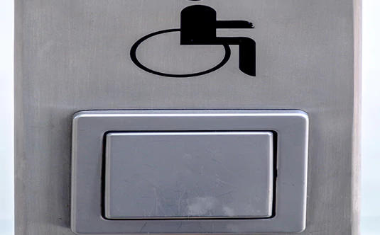 Electronic Locks &a Barriers in Ives Estates, FL