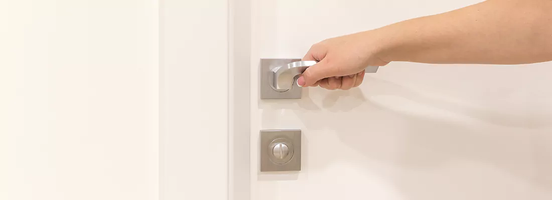 Wireless Push to Lock Door Options in Ives Estates, FL